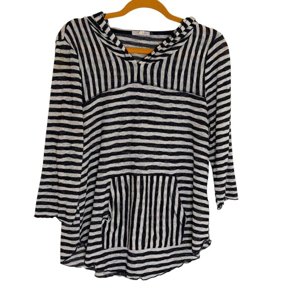 Maurices Hooded Knit Top Blouse Shirt Stripe Black White L bv - Picture 1 of 9